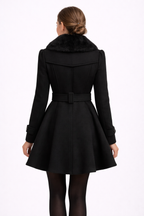 Getailleerde Winterjas met Imitatiebontkraag